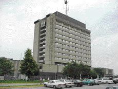 Mildew found in the exterior walls of the 1960s Pavillon Honor-Mercier hospital in St. Hyacinthe could cost $40 million for remediations.