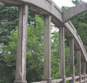 Above: examples of deteriorated bridges from the report.