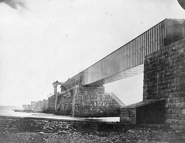 Victoria Bridge under construction. Photograph by Willima Notman, Thomas Seaton Scott/Library and Archives Canada