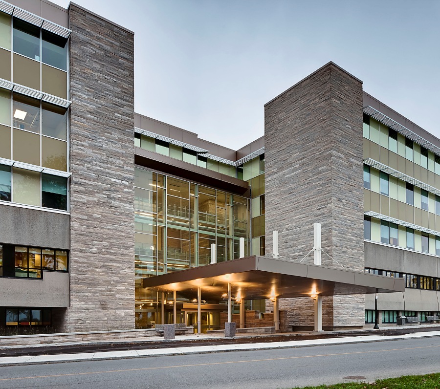 New entrance to the Burr Wing at Kingston General Hospital. Photo courtesy HDR Architects, copyright 2011, John Heineman