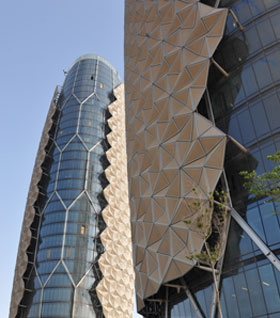 Al Bahar Towers, Abu Dhabi. Aedas Architects.