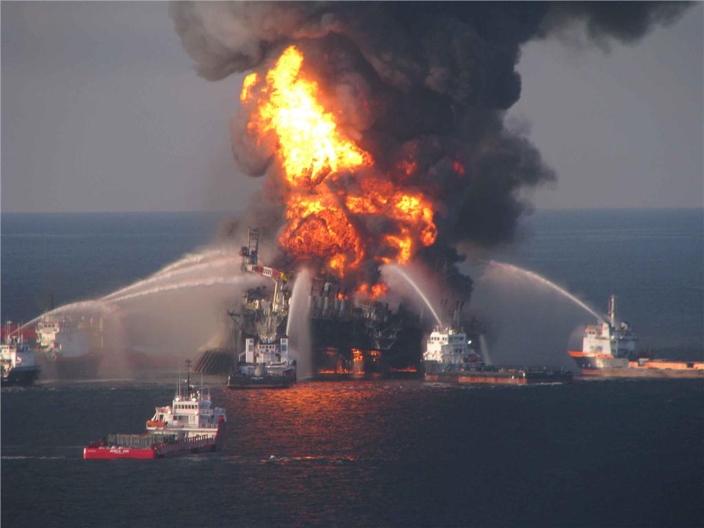 Explosion and fire on the BP/Transocean Deepwater Horizon oil rig in the Macondo oil fields, Gulf of Mexico. The explosion occurred April 20, 2010. Credit: US Chemical Safety Board
