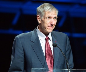 John Collings, P.Eng. receiving the 2015 Meritorious Achievement Award from ACEC-BC in Vancouver, April 10. Photo: ACEC-BC/Kim Stallknecht.