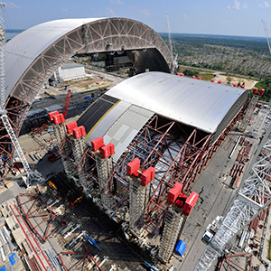 Containment structure being built at Chernobyl. Image: Novarka.