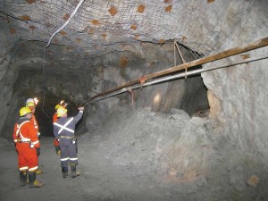 Giant Mine Remediation Project, Phase I, Yellowknife, N.W.T. Photo: Golder Associates.